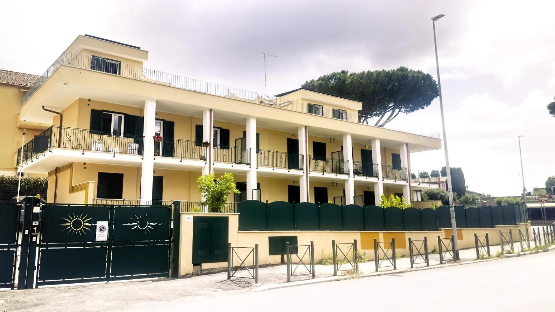 Terraced Apartment By The Ancient Appian Way 4 Rome